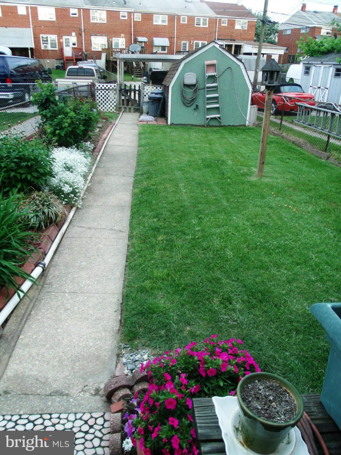 1539 Nicolay Way Baltimore, MD 21221 - Photo 3 of 13 Exterior (Rear)