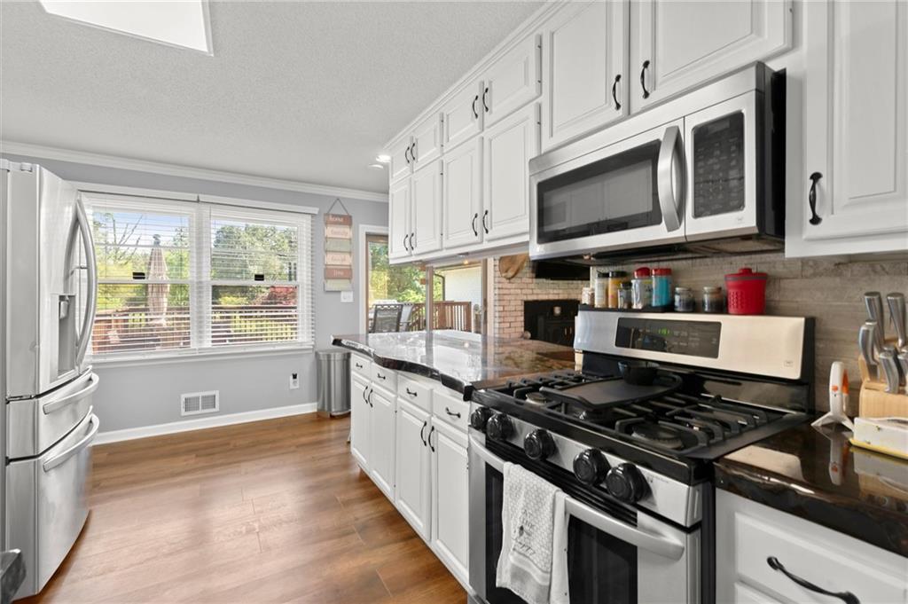 1002 Hank Lane Canton, GA 30114 - Photo 20 of 52