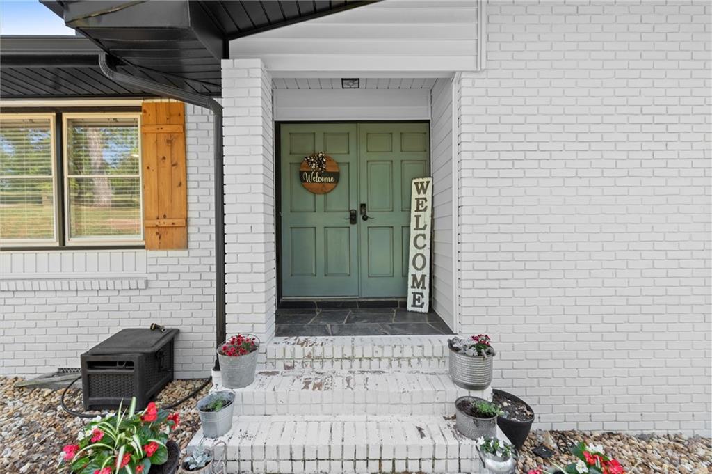 1002 Hank Lane Canton, GA 30114 - Photo 5 of 52