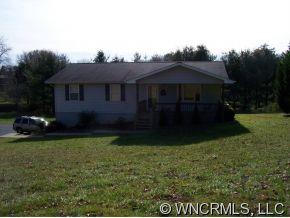815 Monte Vista Road Candler, NC 28715 - Photo 2 of 10 Gallery Image 2