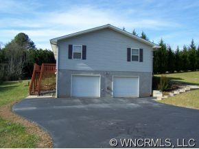 815 Monte Vista Road Candler, NC 28715 - Photo 3 of 10 Gallery Image 3
