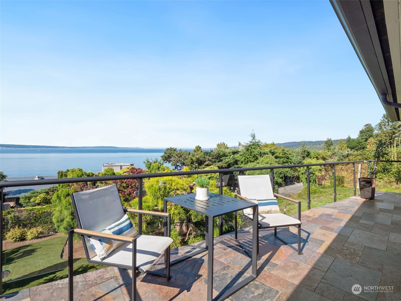 2313 Northwest Blue Ridge Drive Seattle, WA 98177 - Photo 14 of 32