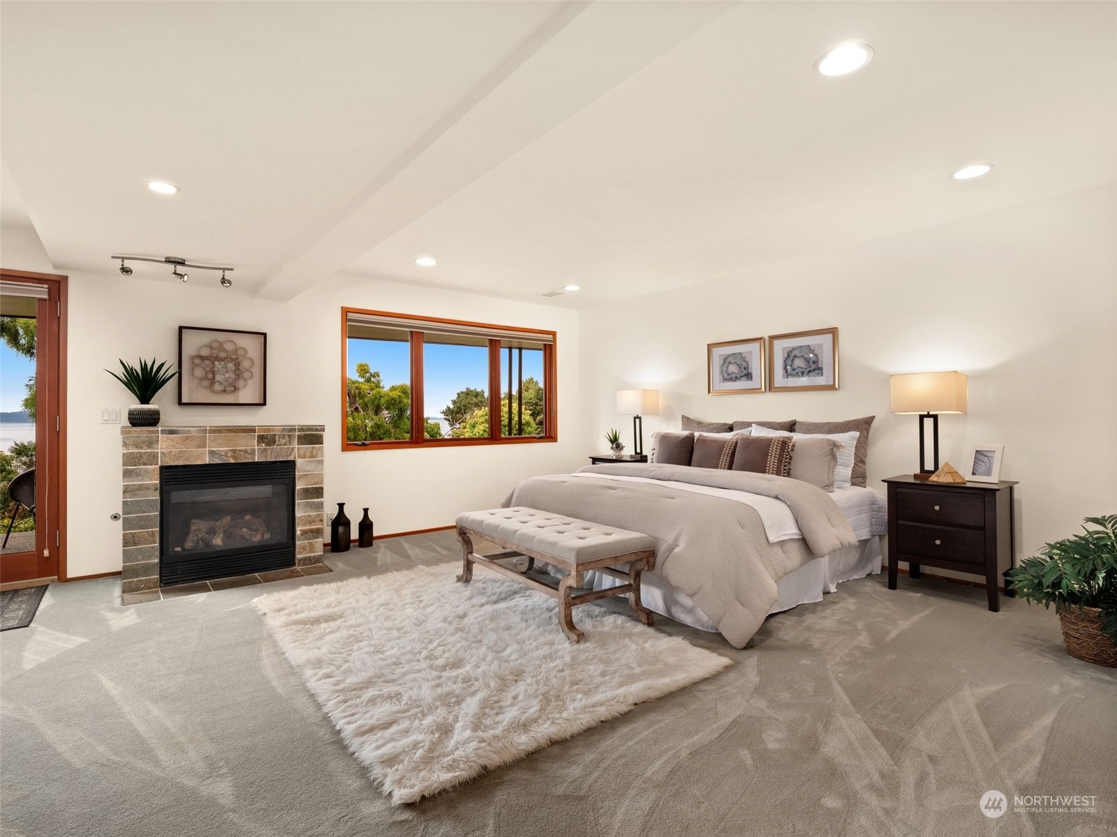 2313 Northwest Blue Ridge Drive Seattle, WA 98177 - Photo 23 of 32