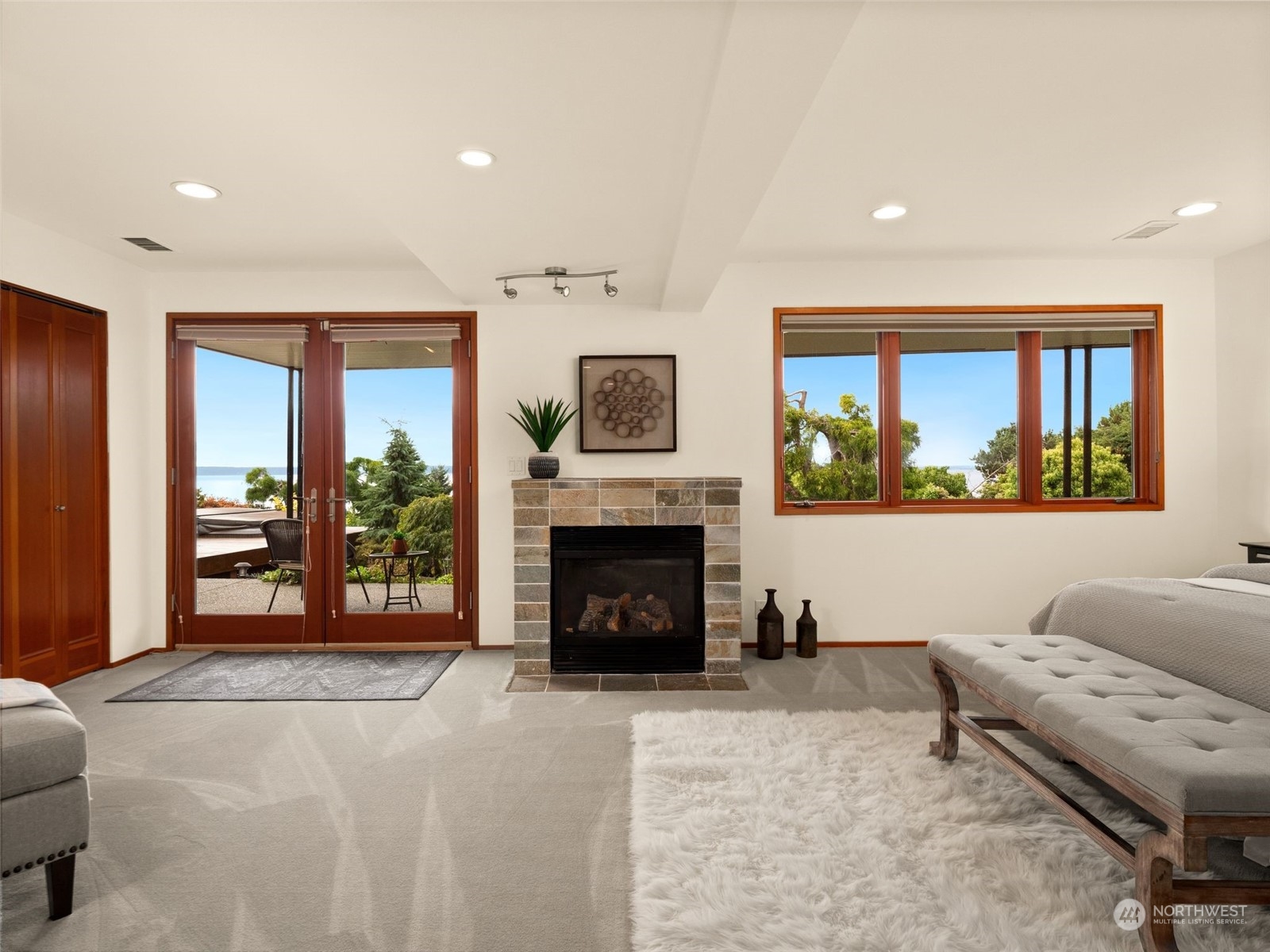 2313 Northwest Blue Ridge Drive Seattle, WA 98177 - Photo 24 of 32