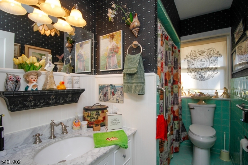 301 3rd Street Clifton, NJ 07011 - Photo 10 of 28