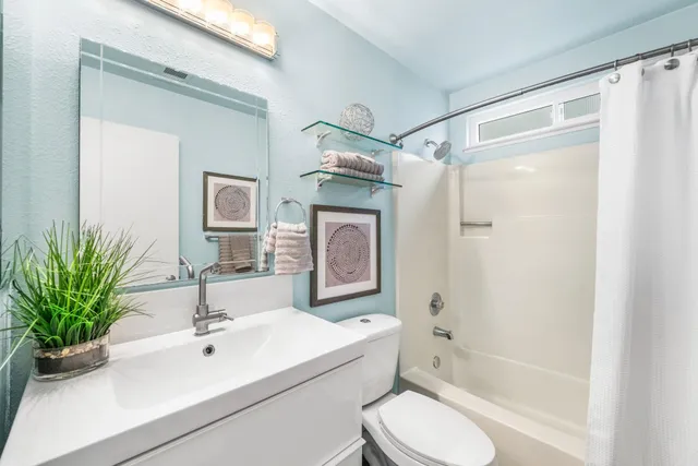 $899,000 | 2128 Alexander Way, Pleasanton, CA 94588