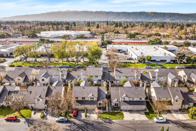 $899,000 | 2128 Alexander Way, Pleasanton, CA 94588