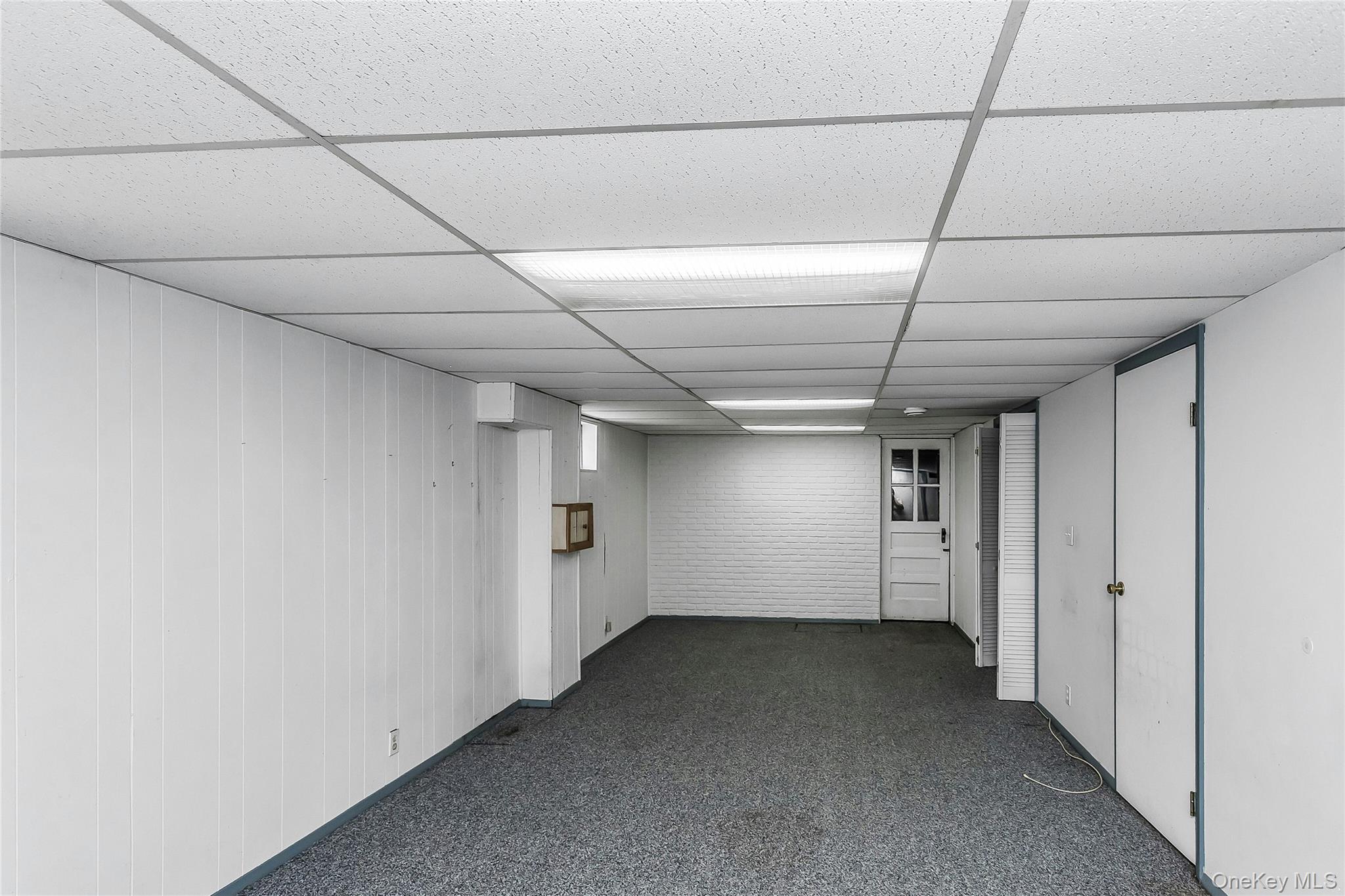 26 Ridge Drive Manhasset, NY 11030 - Photo 27 of 35 Gallery Image 27