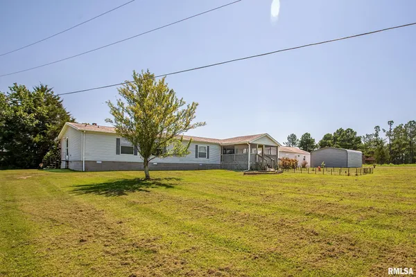 $177,000 | 14809 Sulphur Springs Road, Creal Springs, IL 62922
