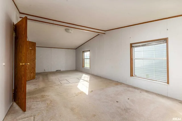 $200,000 | 14809 Sulphur Springs Road, Creal Springs, IL 62922