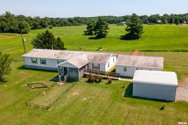 $177,000 | 14809 Sulphur Springs Road, Creal Springs, IL 62922