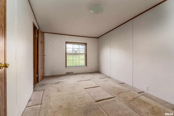 $177,000 | 14809 Sulphur Springs Road, Creal Springs, IL 62922