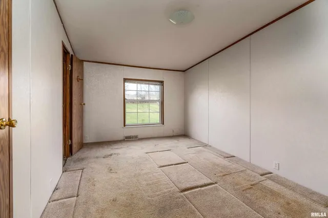 $200,000 | 14809 Sulphur Springs Road, Creal Springs, IL 62922