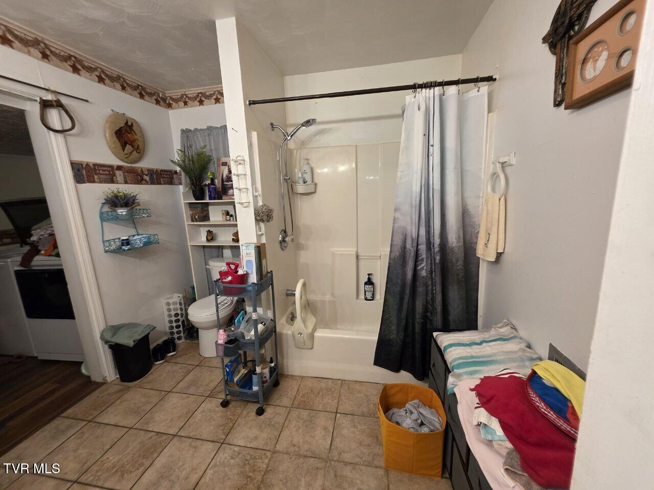 421 Juniper Street Greeneville, TN 37745 - Photo 16 of 20 16