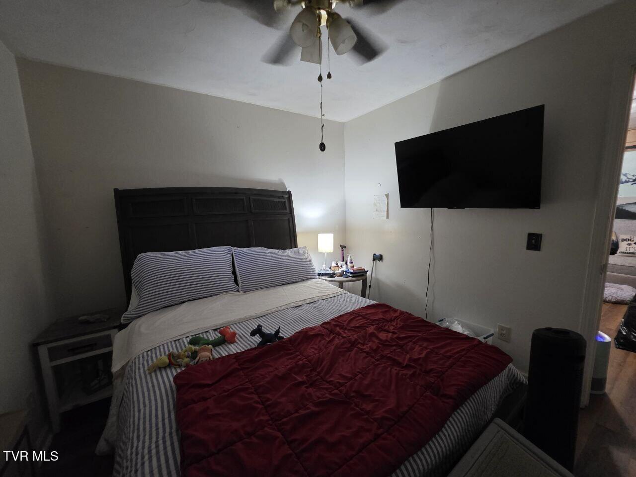 421 Juniper Street Greeneville, TN 37745 - Photo 8 of 20 8