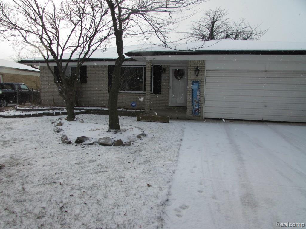 600 Merrimac Road Canton, MI 48188 - Photo 2 of 19 Front 2.jpg