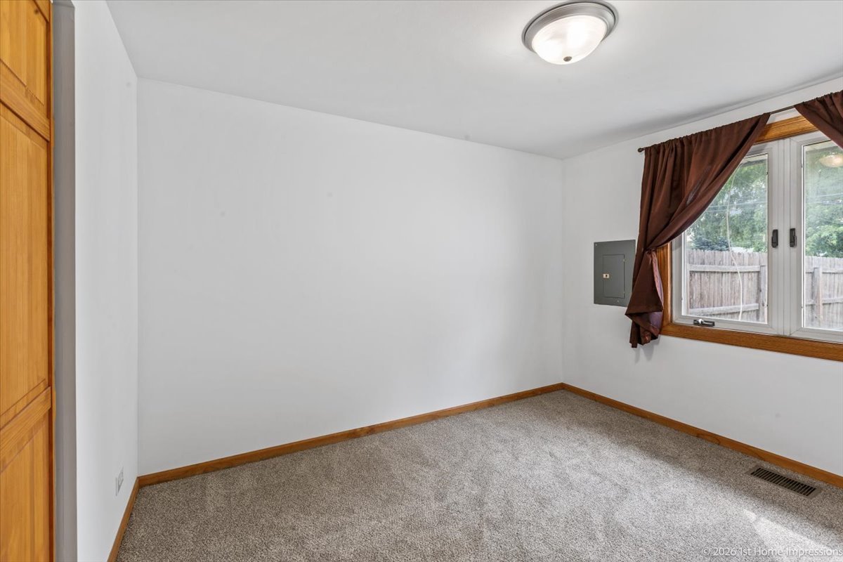 8875 South Corcoran Road Hometown, IL 60456 - Photo 17 of 23