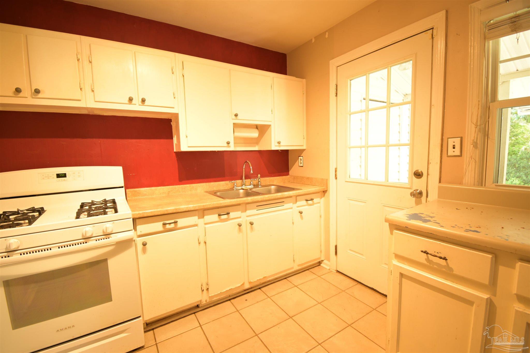 9 Rue Max Street Pensacola, FL 32507 - Photo 10 of 17