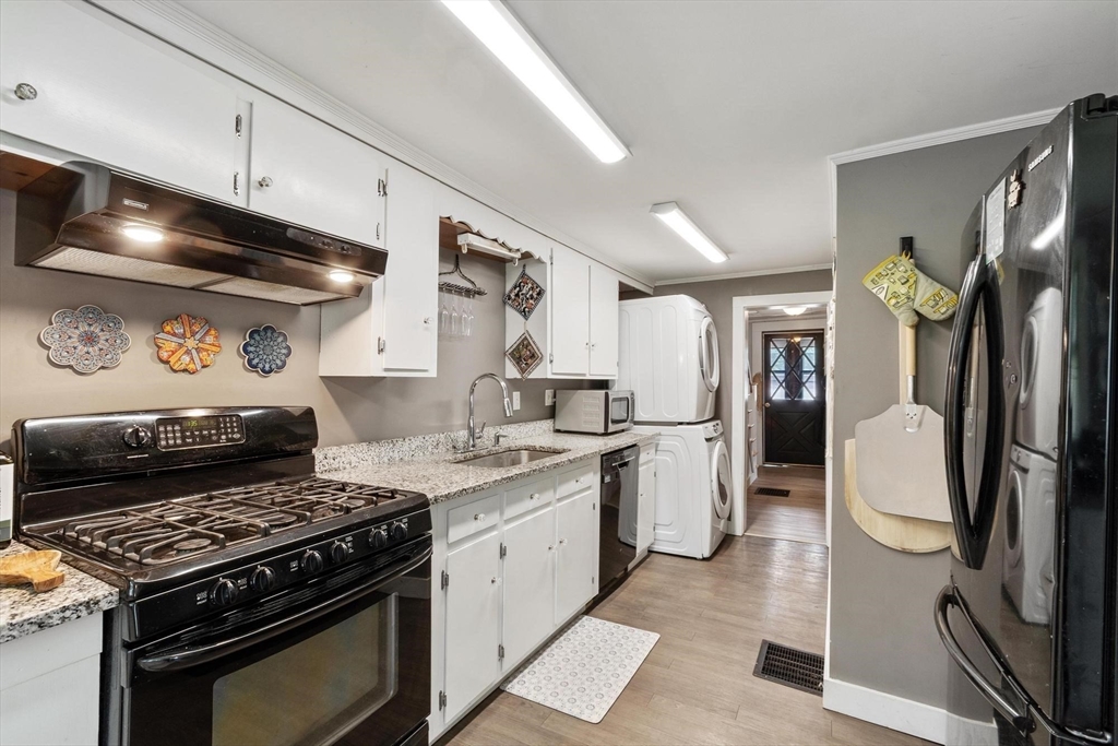 1 Union Street Amesbury, MA 01913 - Photo 11 of 42