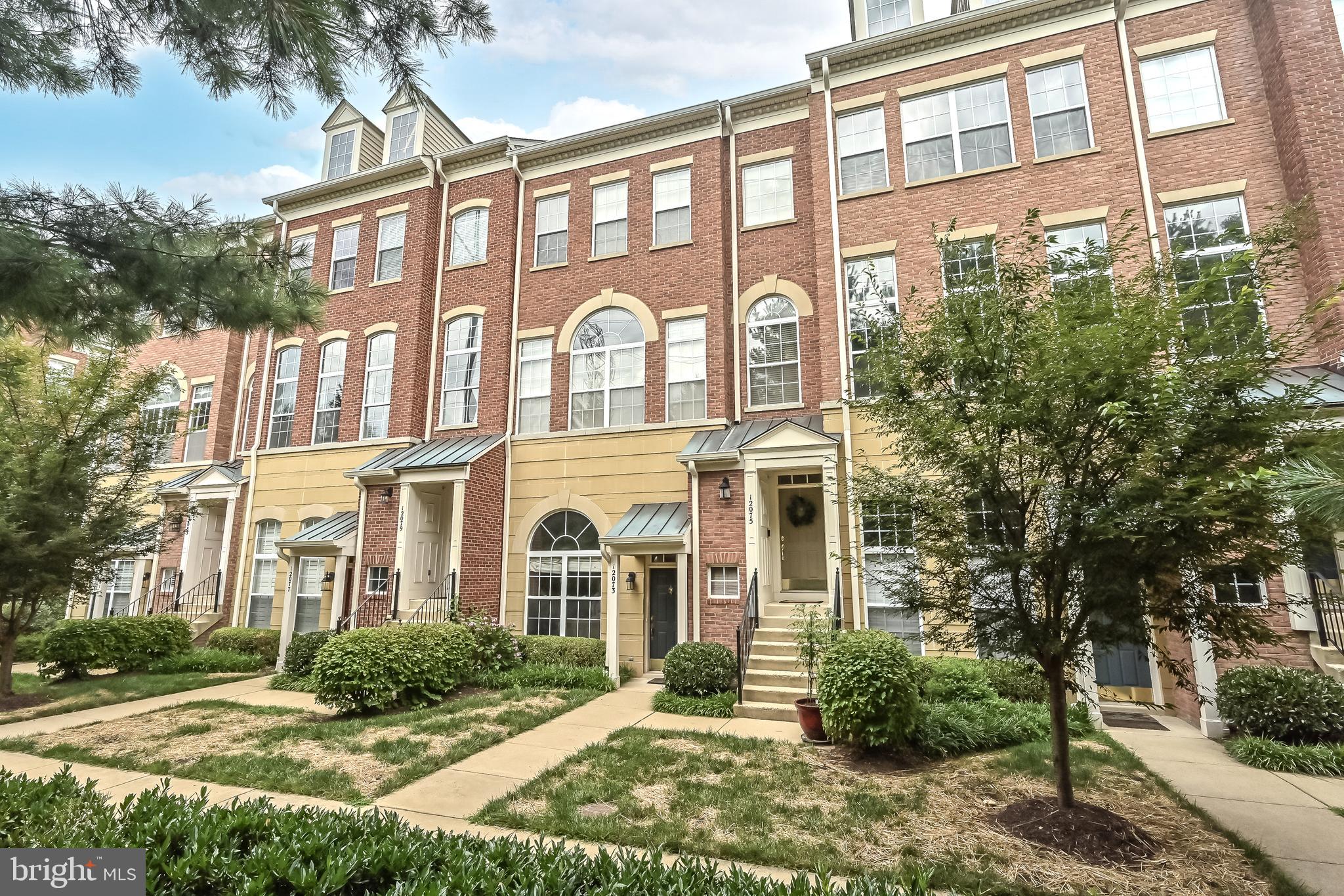 12073 Trumbull Way, Unit 20737A Reston, VA 20190 - Photo 3 of 42 Front of home