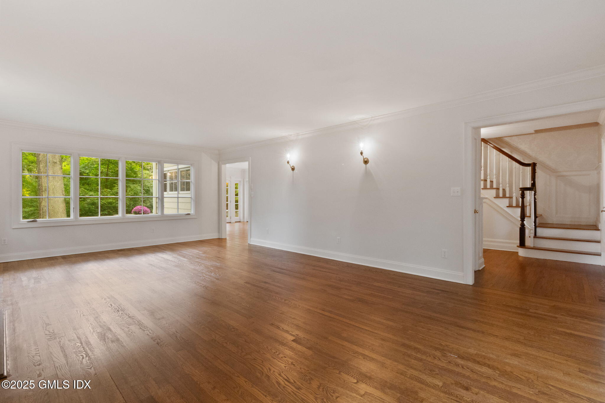 44 Indian Head Road Riverside, CT 06878 - Photo 8 of 55 7-web-or-mls-44-indian-head-rd