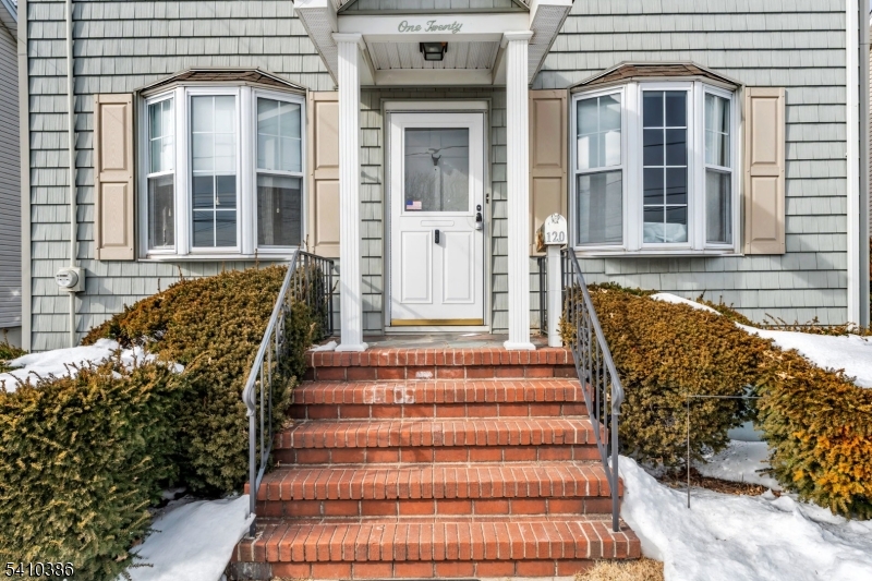 120 Springfield Road Linden, NJ 07036 - Photo 3 of 25