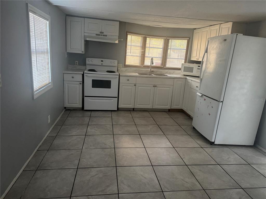 4239 Memphis Avenue New Port Richey, FL 34652 - Photo 2 of 5