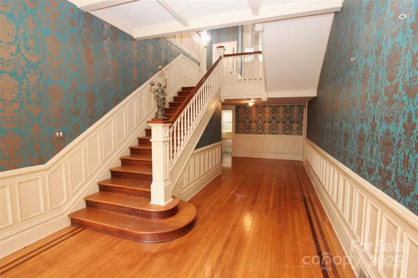 a view of entryway