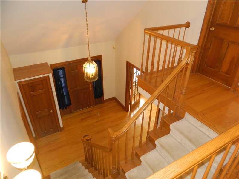 71 Highland Cliff Road Windham, ME 04062 - Photo 23 of 35 Other. stairwell