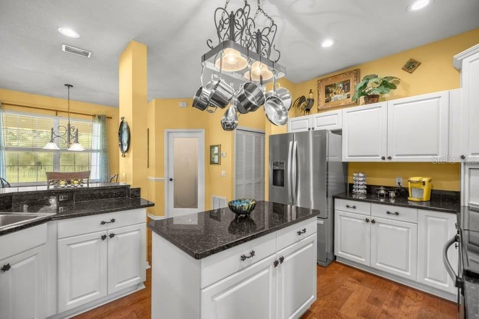 10264 West Springtree Lane Crystal River, FL 34428 - Photo 9 of 34
