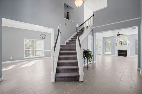 $2,900 | 47 North Winterport Circle, The Woodlands, TX 77382