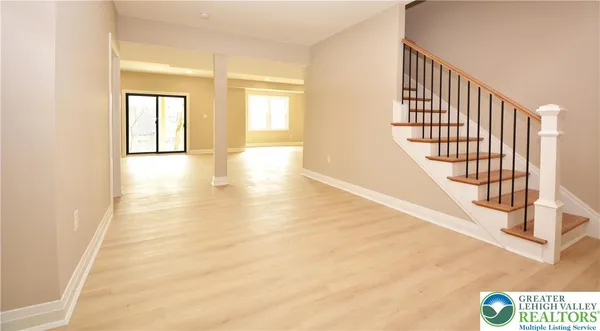 $799,499 | 4740 Hillcrest Lane, Whitehall, PA 18052