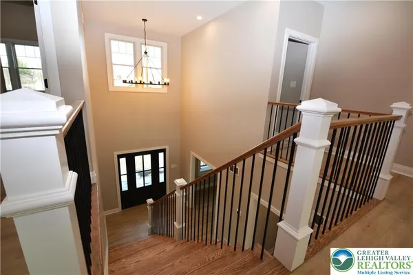 $799,499 | 4740 Hillcrest Lane, Whitehall, PA 18052