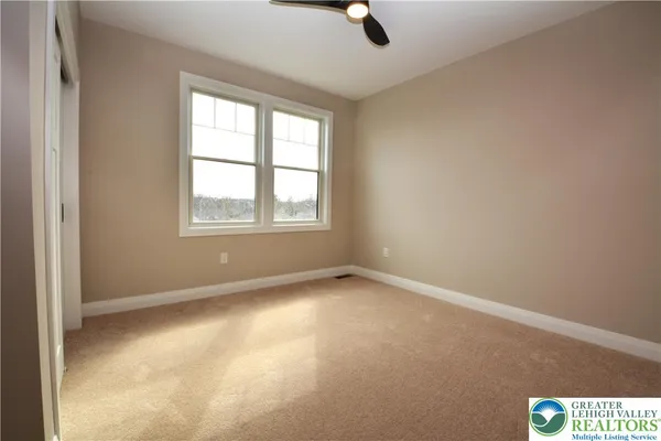 $799,499 | 4740 Hillcrest Lane, Whitehall, PA 18052