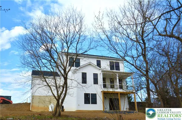 $799,499 | 4740 Hillcrest Lane, Whitehall, PA 18052