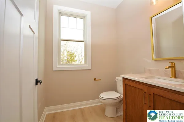 $799,499 | 4740 Hillcrest Lane, Whitehall, PA 18052