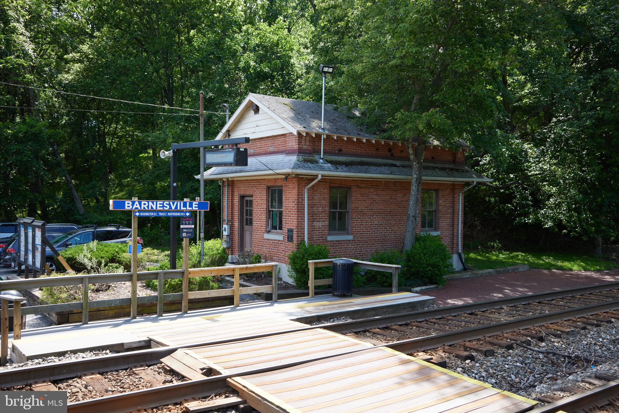 22500 Old Hundred Road Barnesville, MD 20838 - Photo 58 of 60 a front view of a house with plants