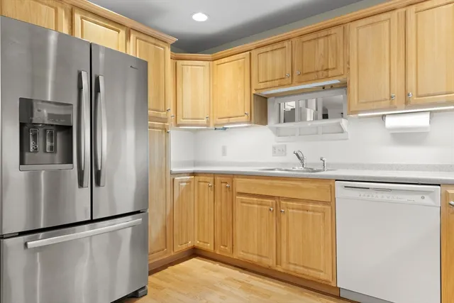 $340,000 | 135 Beach Road, Unit 114, Salisbury, MA 01952