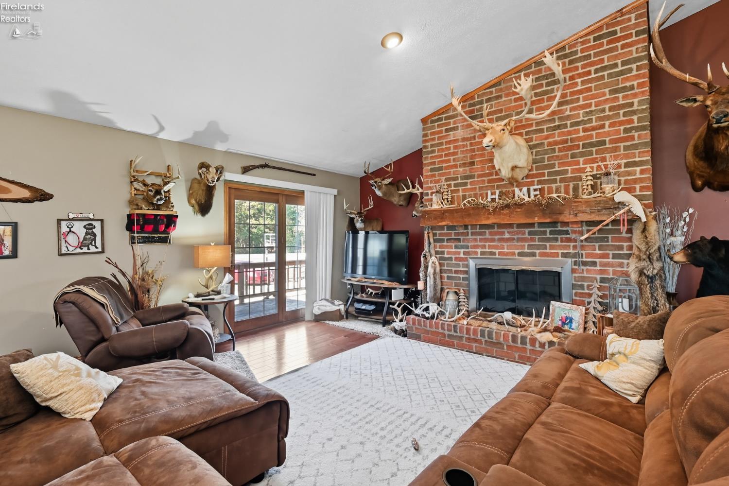 3095 Liberty Road Willard, OH 44890 - Photo 6 of 44 Gallery Image 6