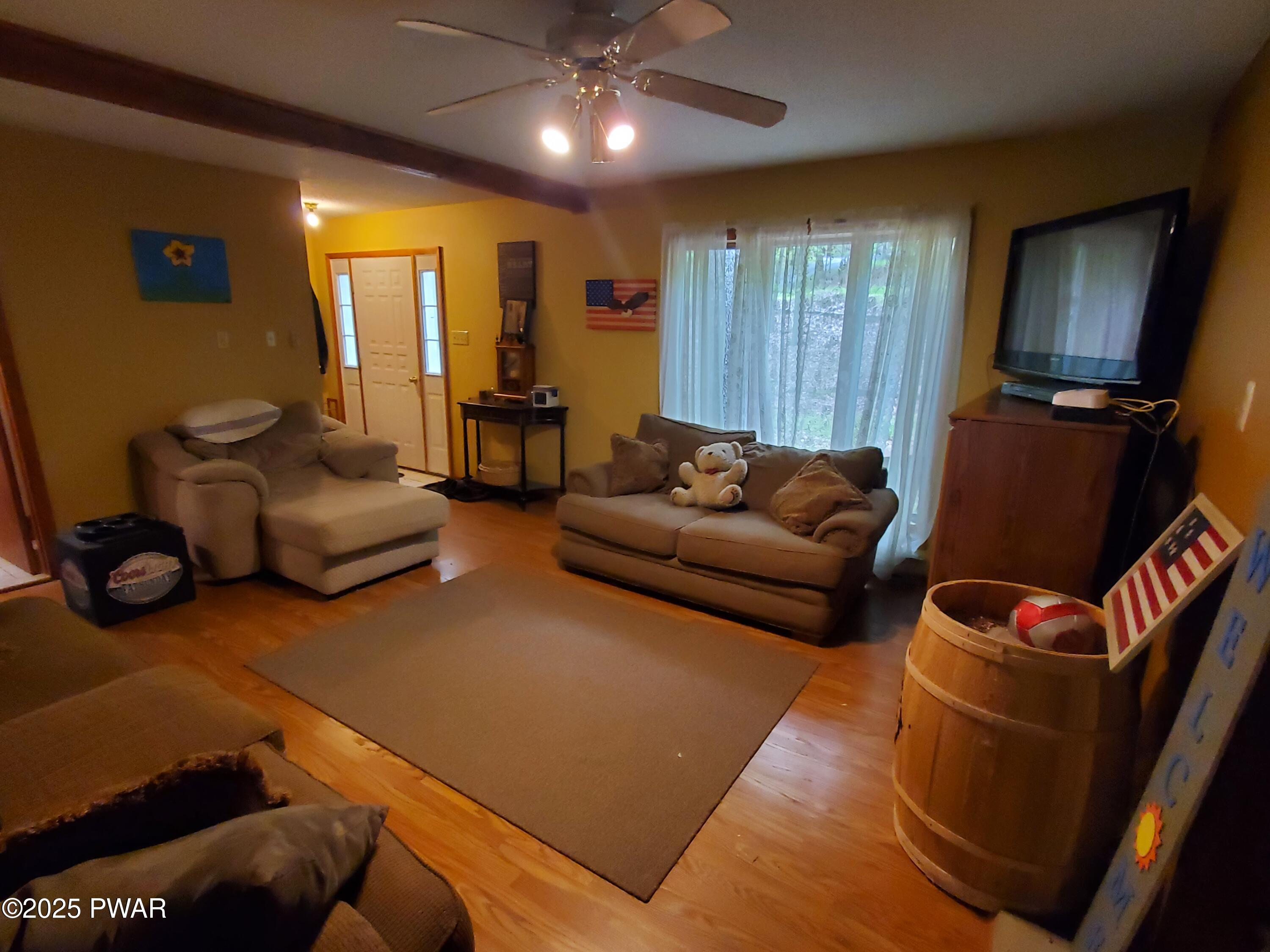 188 Forest Ridge Drive Hawley, PA 18428 - Photo 7 of 70 Living