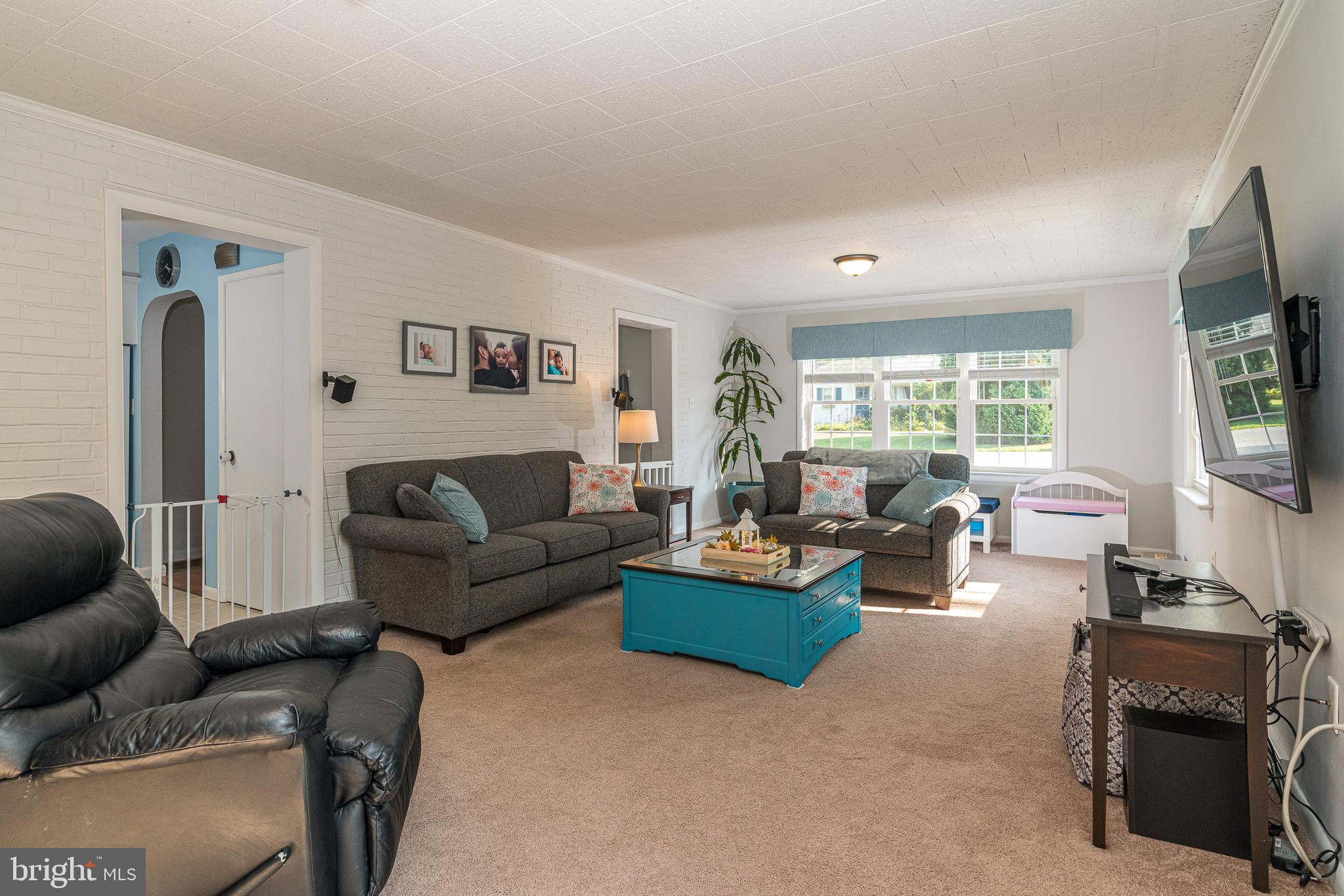 1559 Zarker Road Lancaster, PA 17601 - Photo 5 of 37 Living Room - large space for entertaining!