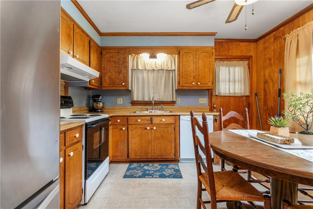 2748 Lowe Road Elon, NC 27244 - Photo 9 of 21 Gallery Image 9