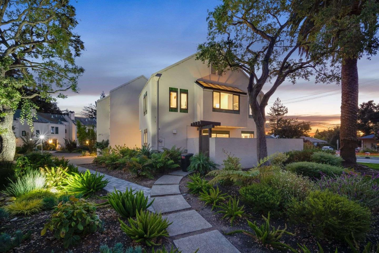 181 Centre Street, Unit 1 Mountain View, CA 94041 - Photo 37 of 58