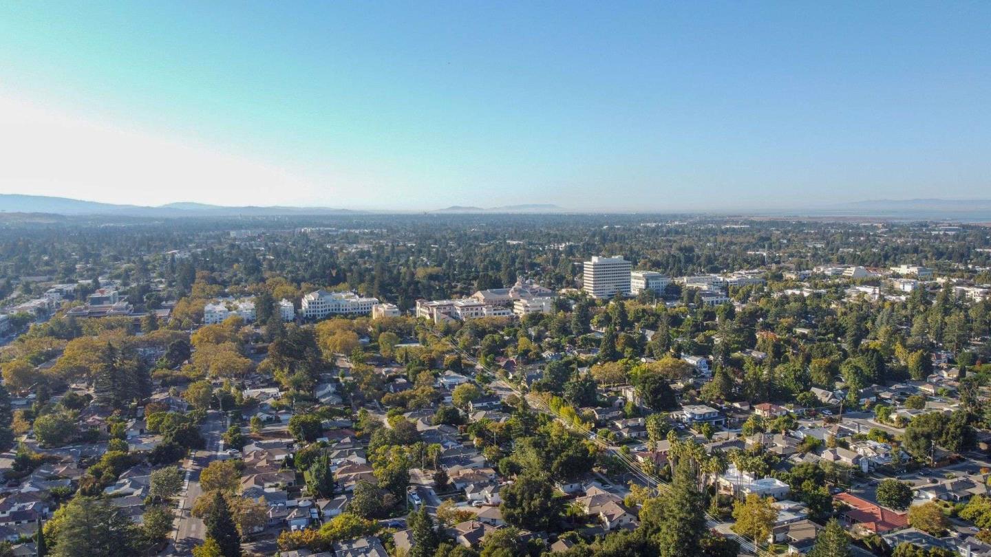 181 Centre Street, Unit 1 Mountain View, CA 94041 - Photo 52 of 58