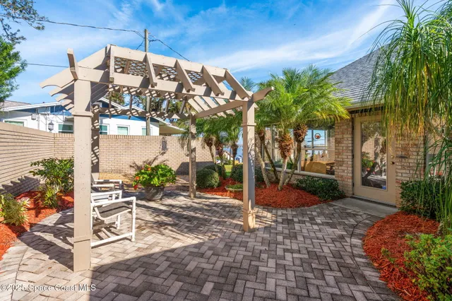 $789,500 | 2545 Indian River Drive, Cocoa, FL 32922