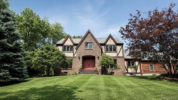 $610,000 | 180 Sarah Wells Trail, Campbell Hall, NY 10916