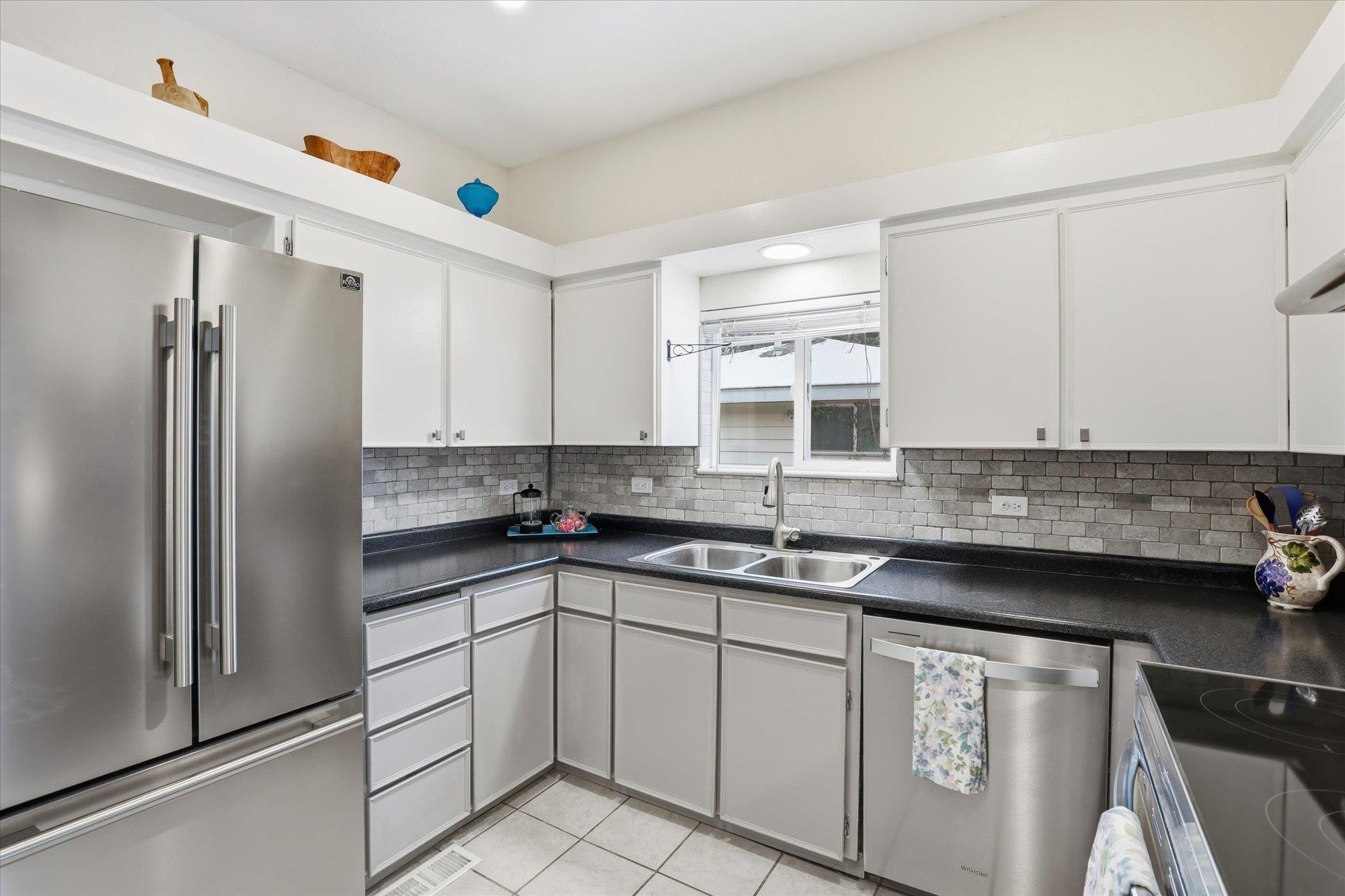 4803 North Madison Street Spokane, WA 99205 - Photo 5 of 30