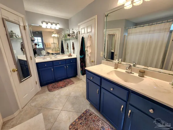 $2,000 | 876 Miramar Drive, Pensacola, FL 32506