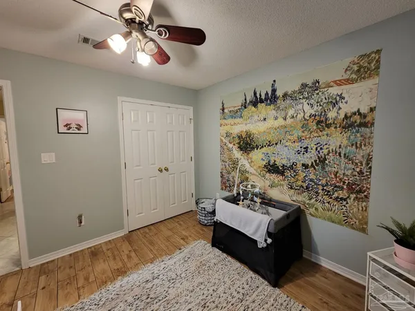 $2,000 | 876 Miramar Drive, Pensacola, FL 32506