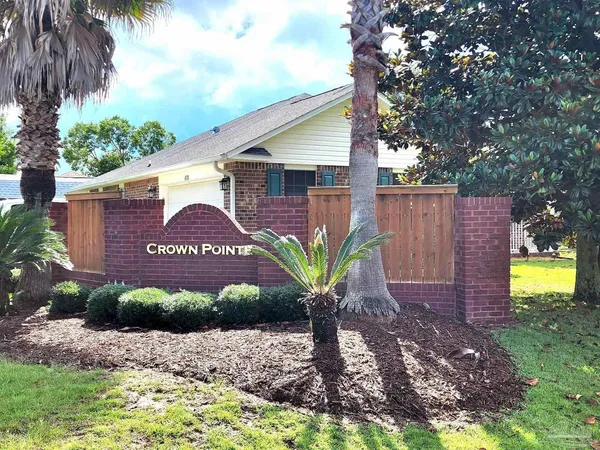 $2,000 | 876 Miramar Drive, Pensacola, FL 32506